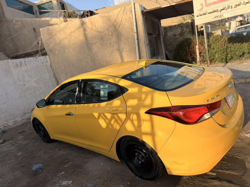 السلام عليكم النترا موديل 13 مكينه دوش 1800 السعر 83 بدون دواخل كير تبريد شغال مكاني بغداد البلديات ***********
