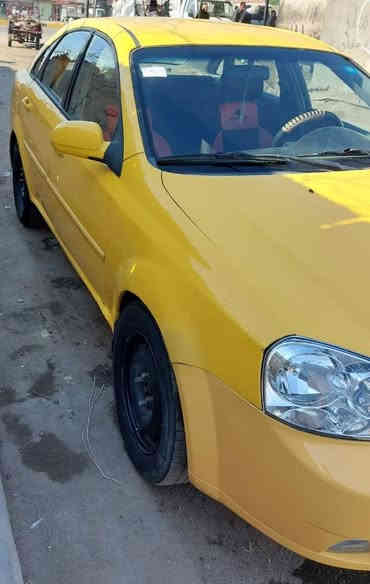 السلام عليكم،،، فورنزا موديل ٢٠٠٨ بأسمي مصفرة مكينة وكير وعقل حاوية،،، صدره تعبان مشط جديد،،، السعر  ٥٤ وبيه مجال للطيبين المكان بغداد للاستفسار ***********
