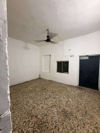 ابو دشير • ١٠٠م • ٣ غرف