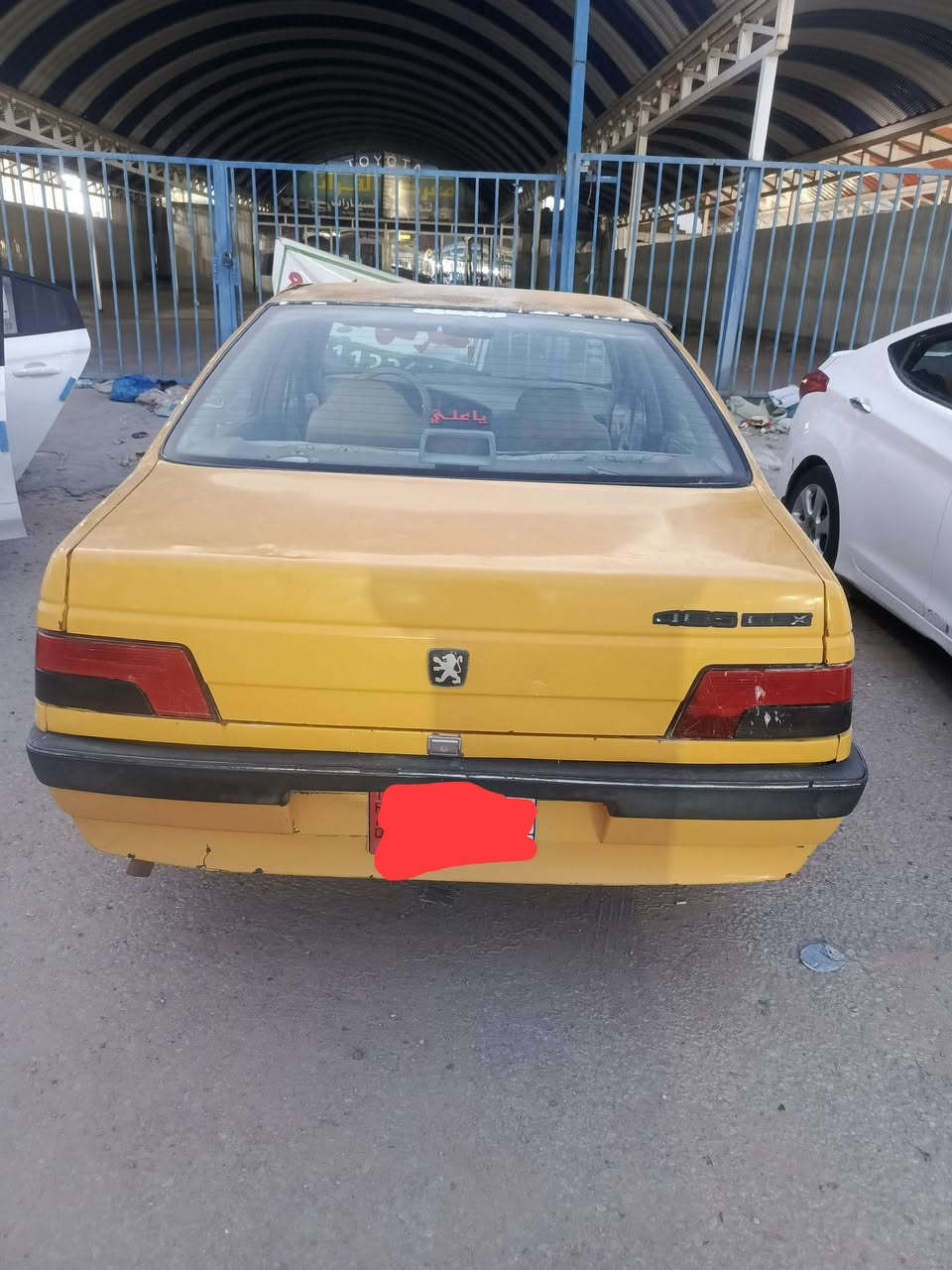 بيجو 405 للبيع او مراوس رقم الماني بغداد سعره 20 وبيه مجال  مداور يمته ماتريد مكاني نجف.جامعه الكفيل للاستفسار اكثر خاص او الاتصال على الرقم ***********

