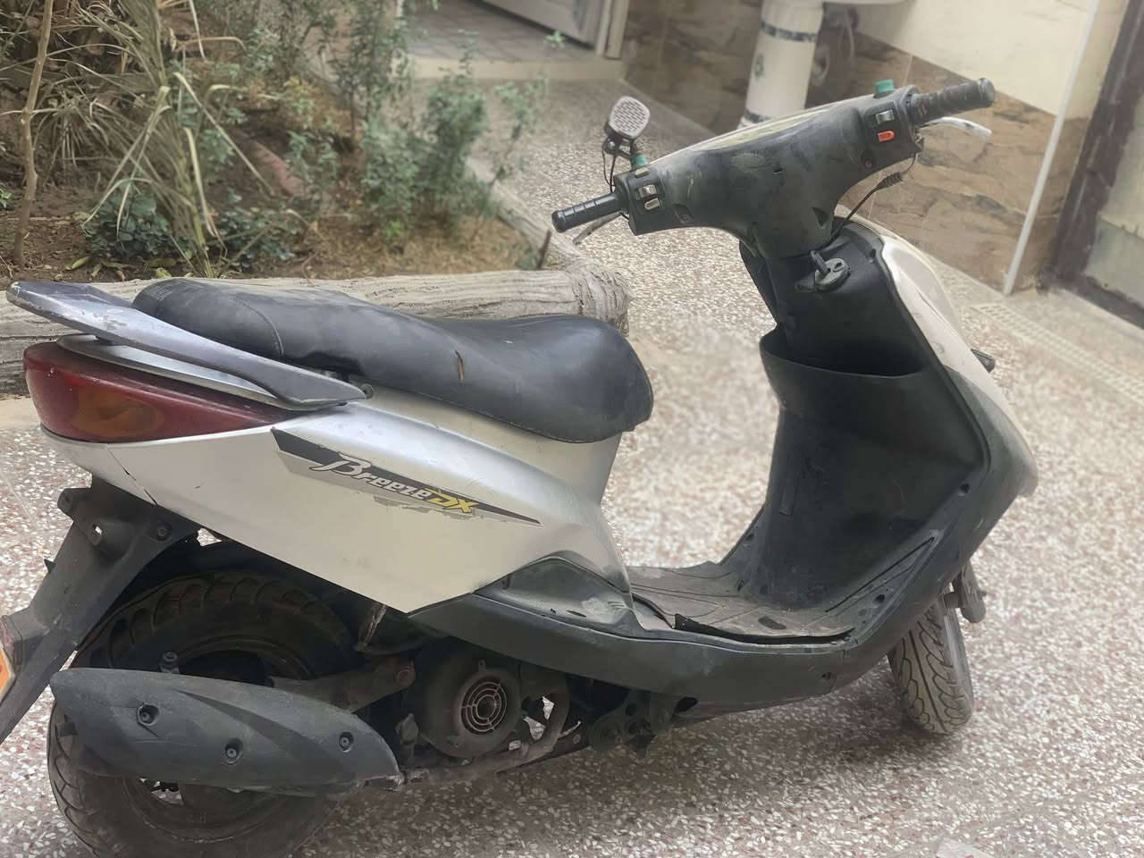 دراجه بريز مكينه خير من الله كهربيات شغاله سلف هندر شغال عوزها كابريتر ابيع كوم حديد البلديات السعر(375) ***********
