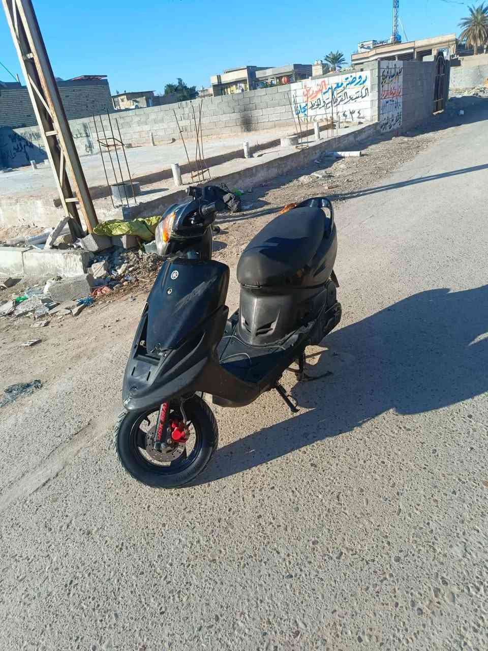 خير من الله نكرة كلشي شغال بيها محرك ممفتوح  سعرها 500 مكاني بغداد فلكة حي نصر او كرادة ***********
