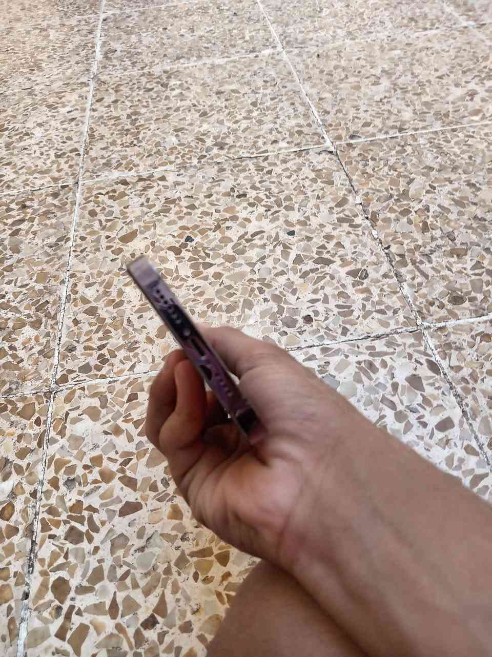 للبيع ايفون 14برو ماكس ذاكره 256 شرط للجهاز مامفتوح شخط مابي نضافه 95٪ قفلو 825 رقم ***********
