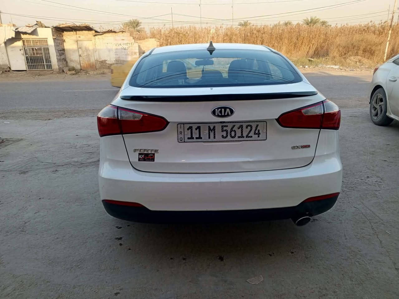 السلام عليكم
فورتي 2014 امريكي مكينه 2000 كير مكينه مابيهن شي قطتعين  صبغ وبارد بل جاملغ الخلفي على كد شبر تبريد شغال  
يرادله صدر امامي    السعر110وبيه مجال مكاني بغداد الدوره ***********
