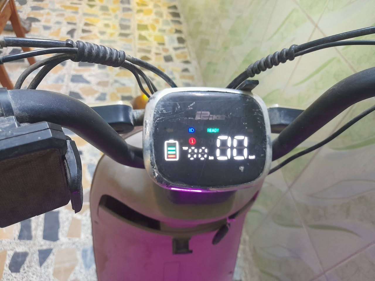 دراجة شحن بلوتوث ٢سويج بصمة مع بايدرات سعرهة ٣٠٠بالشعب


**إذا كنت صاحب هذا الإعلان وتريد حذفه لأي سبب، رجاءا أرسل رسالة إلى الدعم الفني**