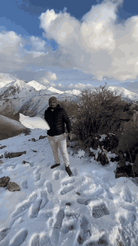 قال علي بن ابي طالب أمير المؤمينين :
من مدح نفسه فقد ذمها
‏‎اسمع اهل بغداد و بصرة شيكولون على سفراتي

‏‎اني محمد ابو سيارة خاصة، من داخل سليمانية ( ٤ راكب، ٧ راكب، ١٤ راكب) 🚗🚌 تأجرني نفتر مصيف
‏‎ رقمي ***********
