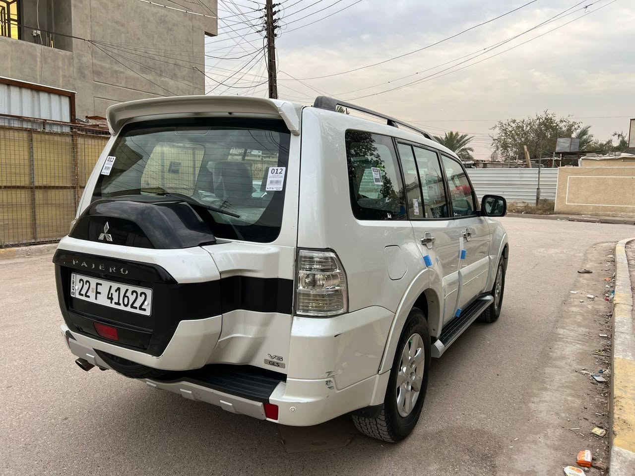 باجيرو وارد خليجي للبيع موديل 2016 السيارة مكفولة
ماعدة صبغ الجاملغ الامامي الباقي كفالة  سونار مرفق ويه الصور
رقم اربيل الجديد هزة
ورقم وسنوية كلة جديد

ماشية 150 الف فقط
مكينة 3500  
سيارةجديدة

تخم تاير جديد شاشة جبيرة
كامرة دوارة 
كشنات جلدكشنات جلد 
اشاير بالمري مري شفط 
بلوجكترات زنون 
لايتات زنون منضومة مال لاندكروز 
ويل كب داخل لونين بيجي واسود 
فور ويل 

مكان السيارة: بغداد
رقم صاحب سيارة: *********** واتساب

لعرض سيارتك على الصفحة بنفس الطريقة راسلنا
