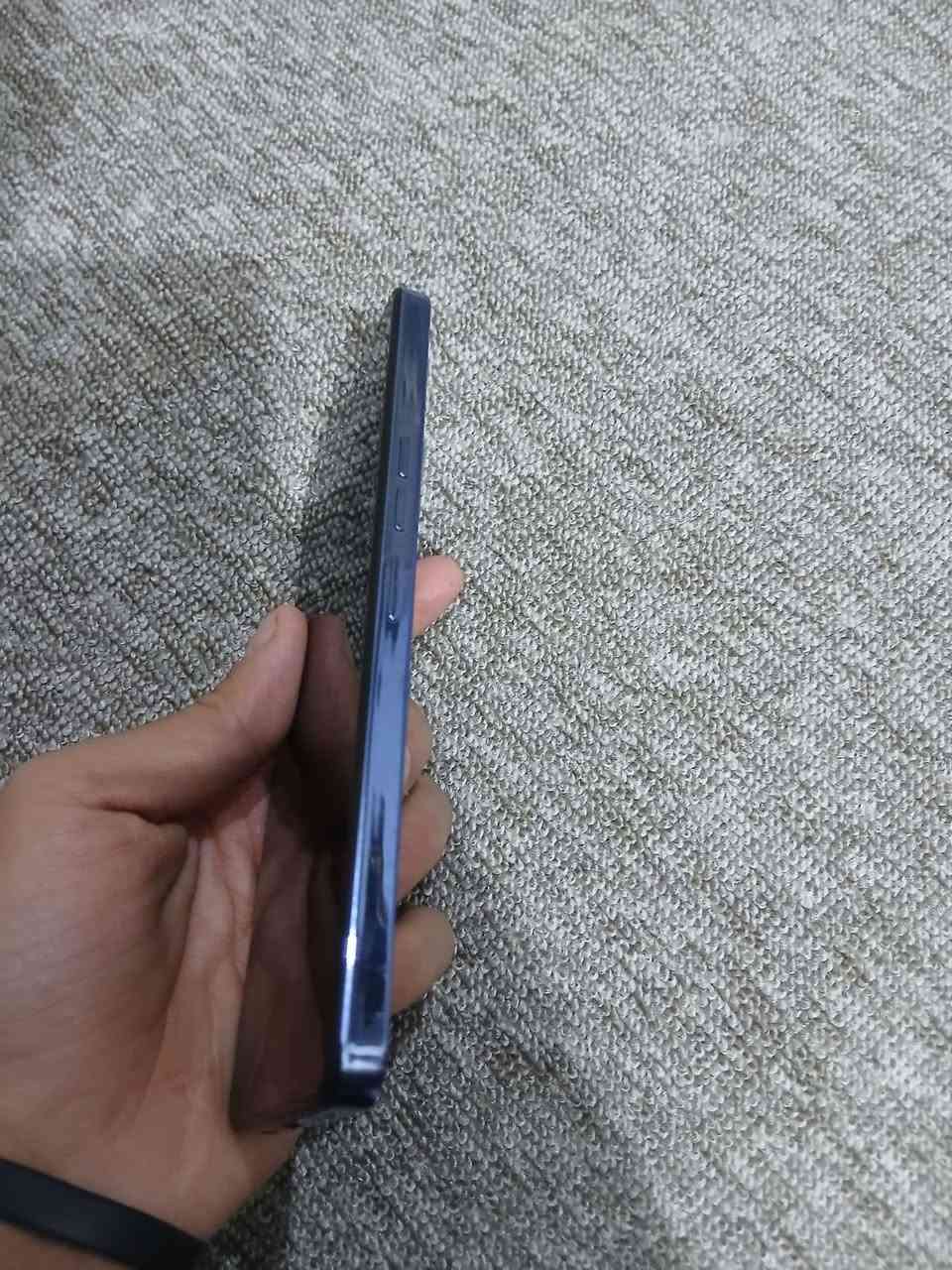 عندي تكنو كومان 20 ابرو 5G
الجهاز نضيف /100بل 100/مامفتوح 
90 فريم بل  بوبجي 
 ذاكره /256/مكان سامراء 
سعر الجهاز 225 وبي مجال 
رقم الهاتف/***********
