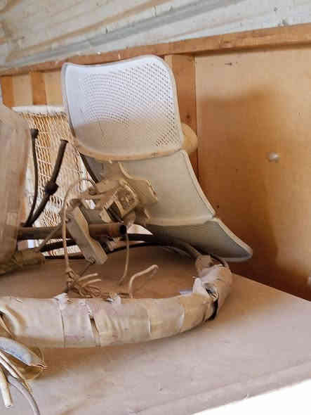 نانو عدد اربعة اثنين حديث واثنين قديم واحد من الحديثات جديد ممشتغل باالكارتون بغداد  شارع فلسطين رقم ***********
