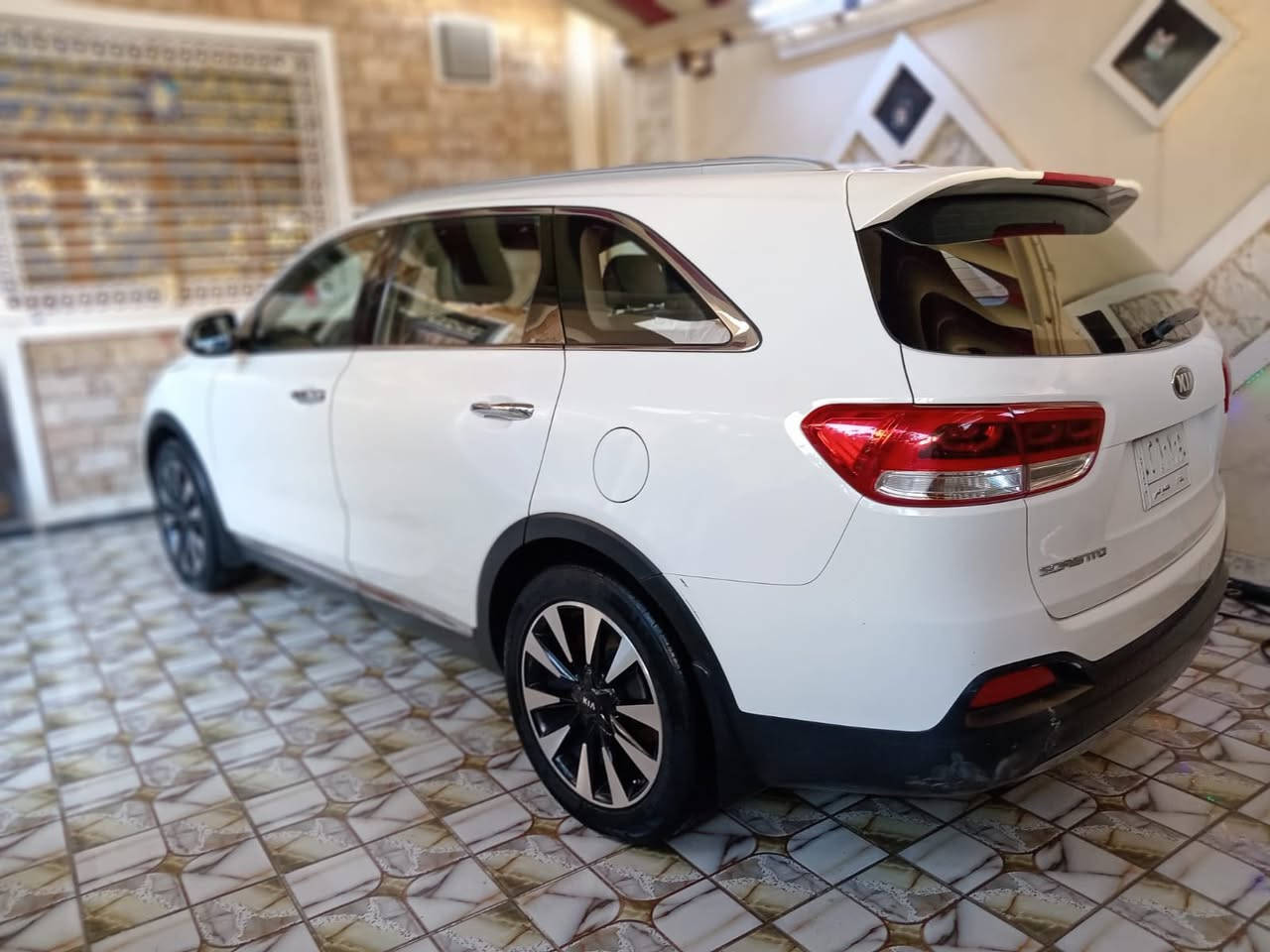 2015 شكل 16 
خليجي  مكفوله عدا البنيد بس رش بدون ضربه بدون حادث 
مكانها ديالى غير متواجد على الفيس 

+964 773 595 0105
