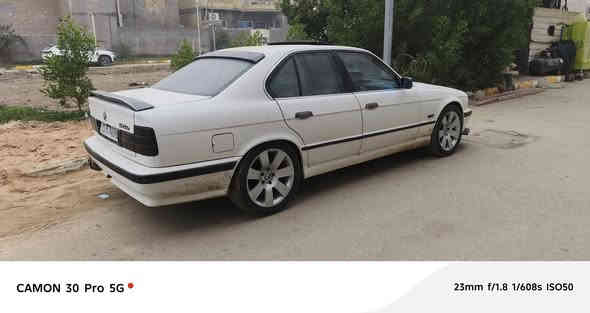 السلام عليكم:(1990)525 أصل 520
#كفاله_عامه_من_الضربه_والصبغ_والخياس
ع وضعه الشركه كلين 
وارد خليجي رقم بغداد دولي شرط التحويل
غرامات صفر
محرك 25تك فانوس  V6 كير اوتو 
أكسل قفل 
أربع جامات كهربائي
سنترلوك  بالكامل شغال حتى صندوق وقبق بانزين 
الداخل جلد مدوشمه جديد نضافه‎%‎100
لايت صليب اسود بلاد اصلي
منضومة عدسات زينون عالي ناصي 
بك لايت اسود أصلي
سبايدر ويدات وداخل مطلي بالكامل فايبر
نشره دشبول LED
دعاميات m 
دوس ام اصلي 
صالصنه رياضي كلش هادئه
ويل اصلي قياس 18 وبي تخم تاير جديد
باتري جديد 88 أمبير 
كهربائيات بلادي بدون اي جطل 
حداديه امامي وخلفي جديد
منظومه بنزين آدامه كامله
منظومه مي  جديدة
راديتر جديد
(السيارة متعوب عليها بدون وجع كلب وبدون متصرف عليه ربع) 
السعر 75 والله ملزكات اكثر من هذا السعر 
هاي بلادي بدون صبغ وجديده حيل
بغداد كمب ساره 
***********
***********
