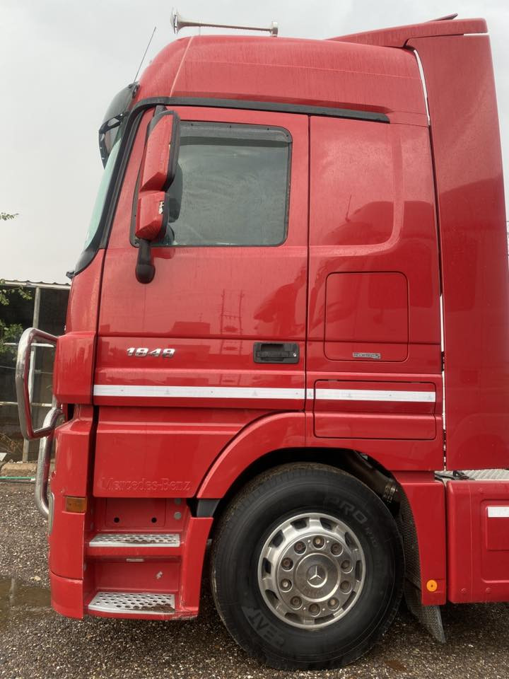 السلام عليكم
للبيع ٢٠١١ بس راس بصره بسمي كفاله حجم ٤٨

فول مواصفات للستفسار 

***********
