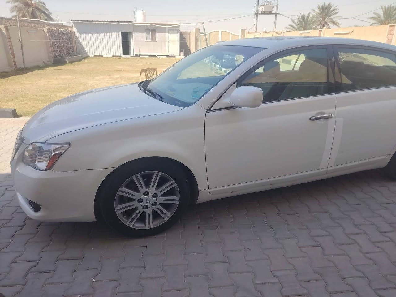 افلون 2007خليجي بيها ضربه جاملغ ايمن سياره حلوه مكينه بيها رواجز رقم بغداد باسمي سعر 105وبيها شي بسيط للاستفسار ***********
