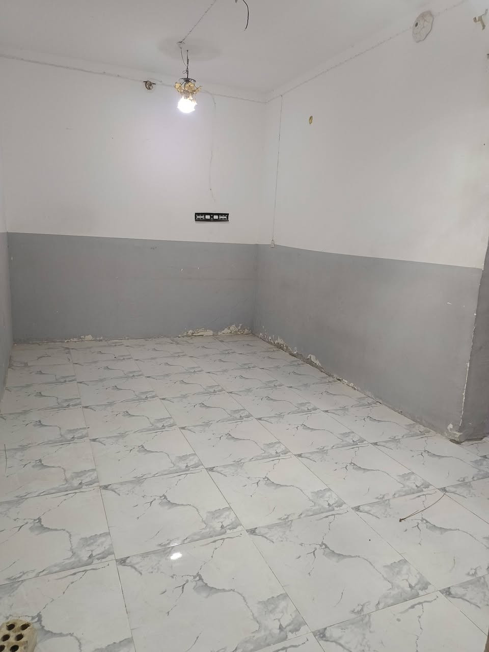 #رقم_المنشور((12))
دار #للايجار كوفه حي ميسان مساحه الدار 50 متر  يحتوي الدار ع غرفه وصاله ومطبخ وحمامات #سعر ايجار 225 صافي #الماء_والكهرباء ع صاحب الدار 
للاستفسار الاتصال او واتساب #ابوحوراء ***********//((*********** 
اتريد تبيع بيت عرصة البيت )))((للاستفسار الاتصال او واتساب #احمد *********** 
اتريد تبيع بيت عرصة الاتصال او مراسلتنا عن طريق الصفحة
