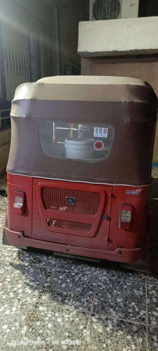 تكتك للبيع كفاله عامه موديل 22 السعر خاص او تتصل ع رقمي ***********
