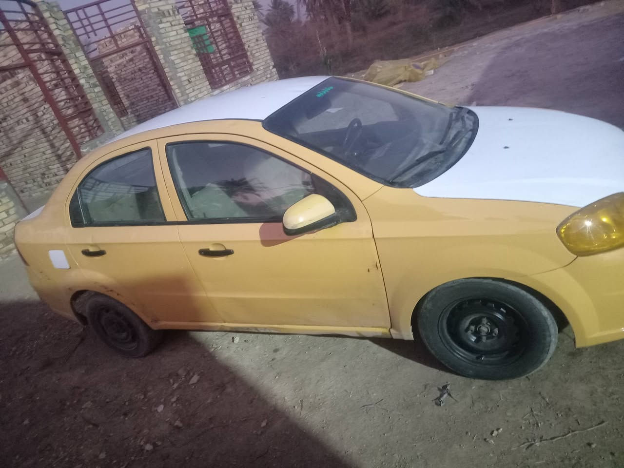 السلام عليكم من رخصة مدير الكروب المحترم افيو موديل 2011 رقم بابل سياره مكينه وكير جديد تخم تاير جديد حداديه نص عمر بور عاطل سياره مال جناي خير من الله سعر 43 وبيه مجال العنوان بابل كفل *********** غير متواجد عل فيس
