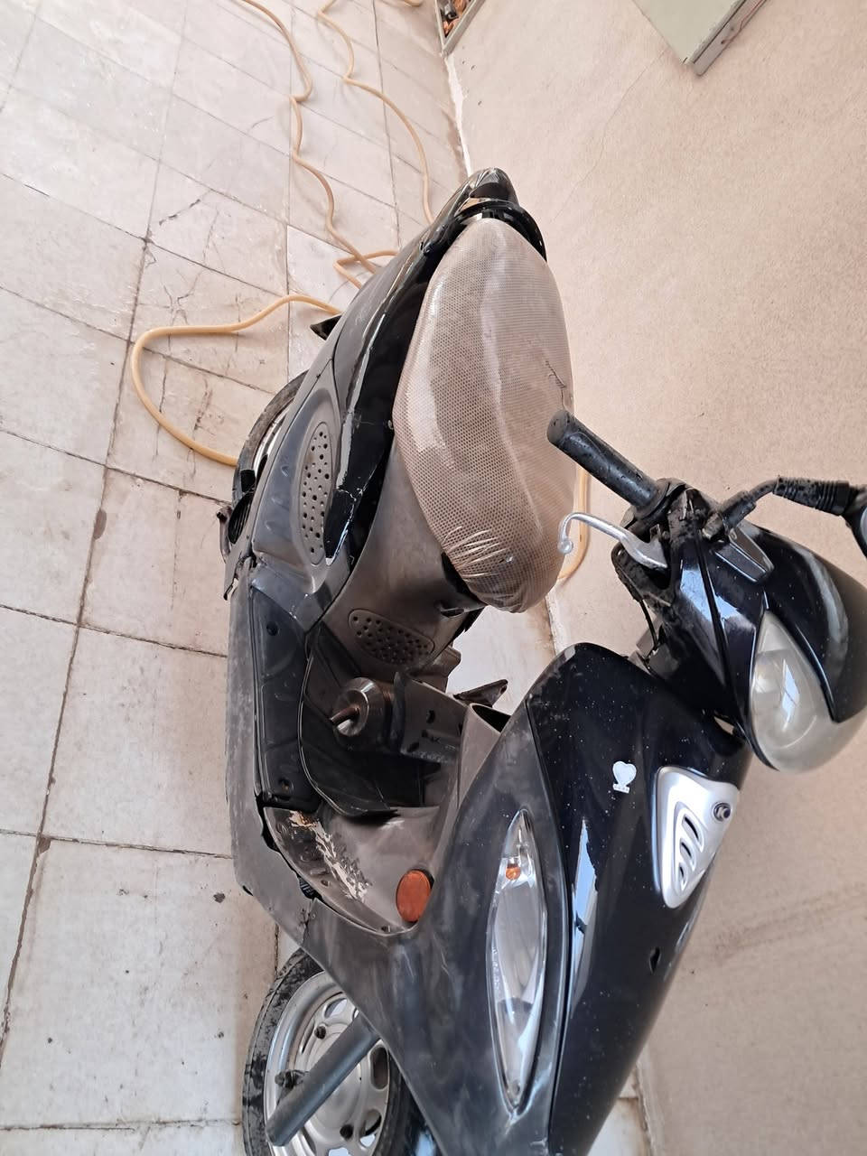 كامكو ٢ ١٤٠
٣٧٥ بيه مجال شي قليل
شعله معدل 
يرادله الحيم صالنصه تكعيد كفرات 
نوزل 
بغداد ابو غريب شارع زيتون 
***********
