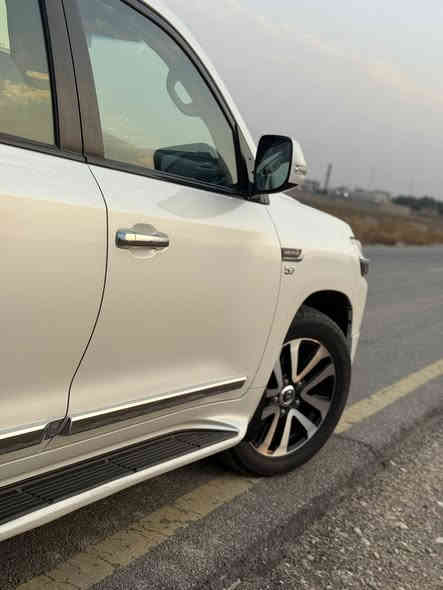 لاندكروز 2019ساز اصلي باب اول 8سلندر
مكفوله كفاله عامه حت من لرصعه ولشخط
نضافه 100‎%‎📦
رقم بغداد بسمي تحويل مباشر
سنويه وهزه وفحص وارقام كله جديد
ماشيه57الف 
مواصفات ساز باب اول
كشنات كهرباء2
جلد اصلي
دشبول ليزري
8سلندر
صندوك فوك وجوه كهرباء
دبل ماوس 
3شاشات
8ارباك
ام لدعاء
وبعد مواصفات لساز معروفه فول لفول
تخم تاير جديد
انضف 19بلنسبه لموديلهه نضافه100‎%‎
عنوان بغداد
سعر573
للستفسار ***********
***********
