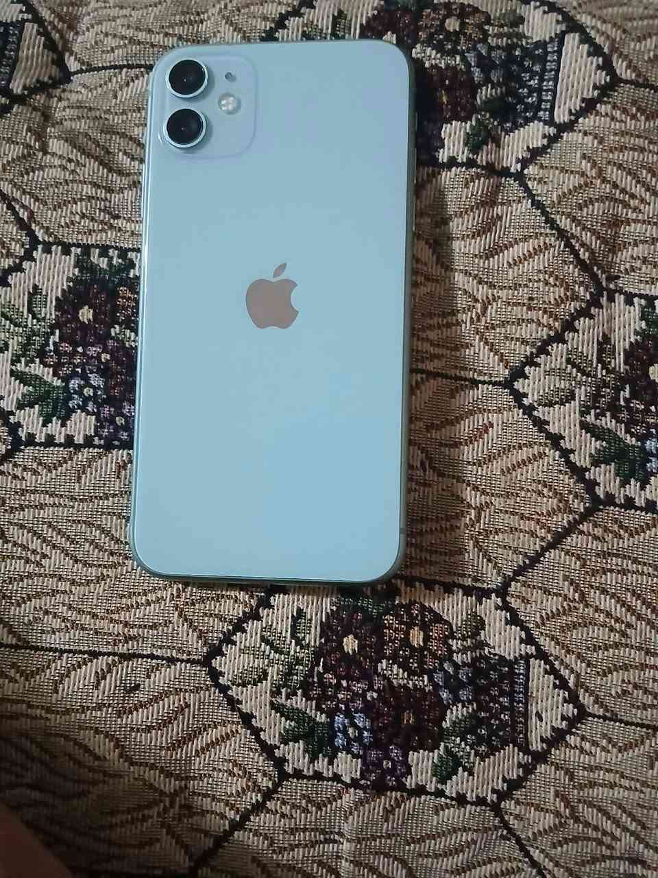 ‏iPhone 11 عادي جهاز شرط ما يعبر هوا
***********
‏مكاني مواصل جانب الأيمن
