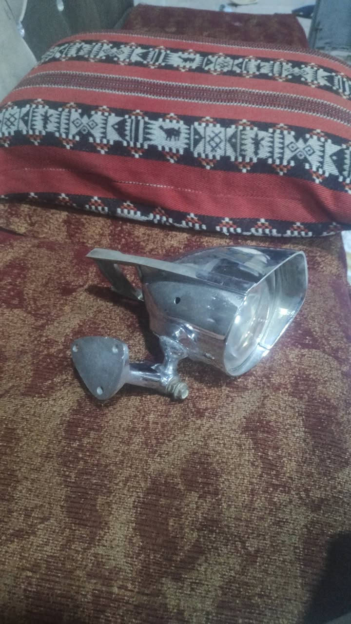 فانوس مال ستوته للبيع
***********
