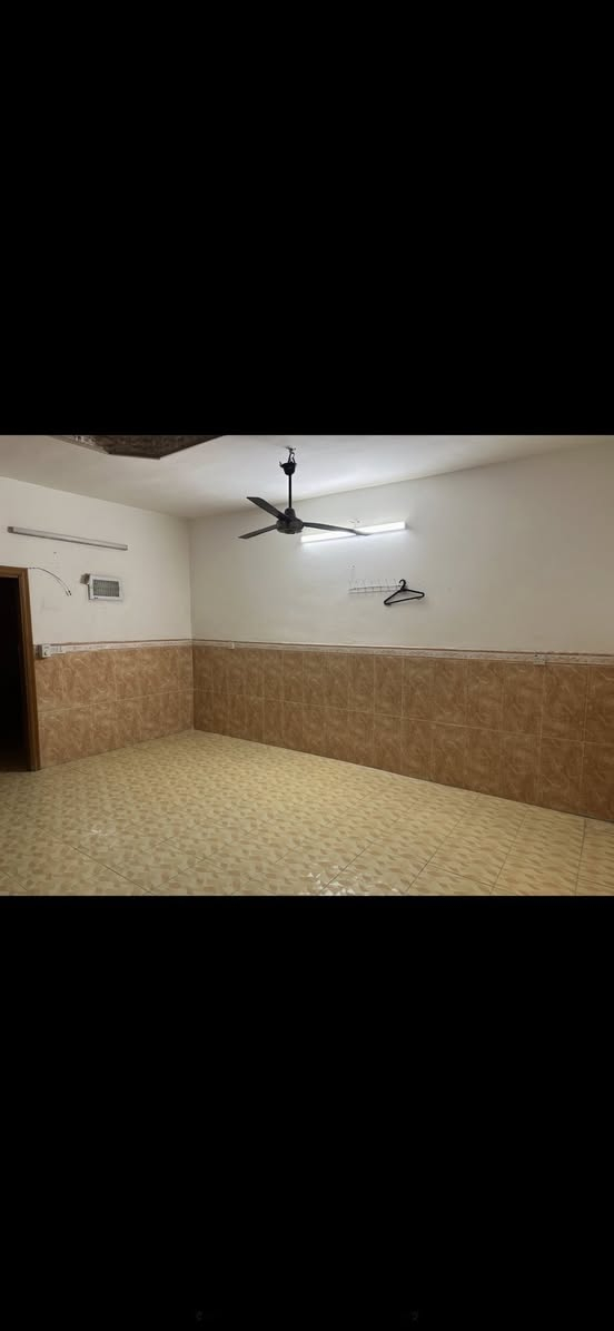 بيت للايجار ب هفالان قرب مدرسة سابيس
البيت ١٠٠م طابقين دستور سليماني
قرب مدرسة سابيس
الايجار ٤٠٠
***********
