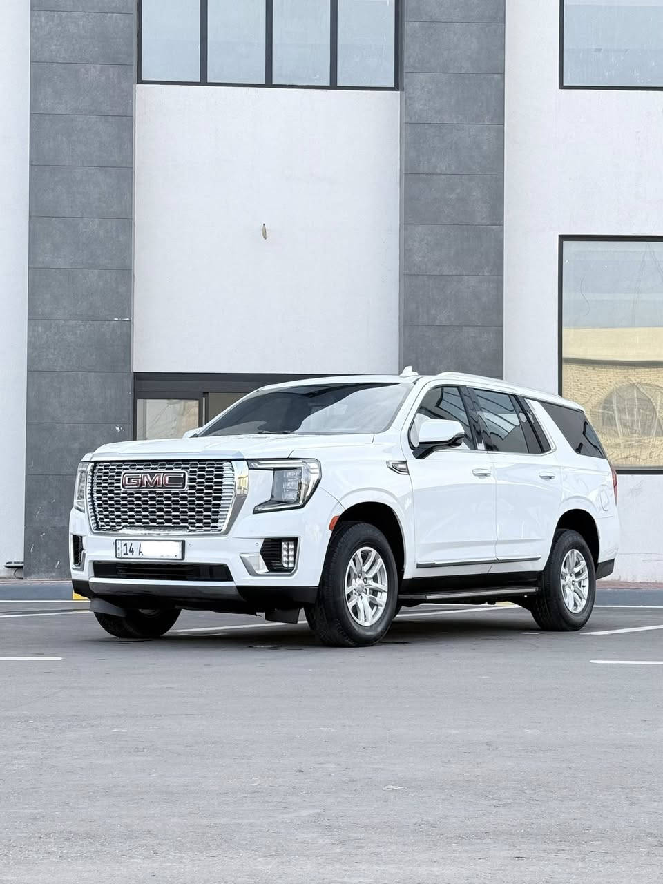 السلام عليكم
يوكن دينالي 2022
GMC yukon denali diesel (2022)
السياره (((((كااااز )))))) 
بيع او مراوس حسب القناعه
وارد امريكي (مدكر وبنيد)
رقم بصره شبه مميز بأسمي
فول مواصفات للاخير 
كامرات 360 درجه
تبريد ٣ قطع كشنات ملكي منفصل
داخل جلد اسود
شاشه جبيره +شاشه اعطال
كشنات كهرباء خزن ميموري 
تدفئه تبريد بلكشنات 
فتحه بانوراما
رادار  +نضام تحديد مسار +نضام تزحلق +فورويل +جي بي اس +قياده ذاتيه 
شاحن وايرلس حساسات اماميه خلفيه 
جنطه كهرباء تفتح بلرجل 
تدفئه بلستيرن مثبت سرعه  وهواي مواصفات بعد مواصفات الدنلي معروفه 
ماشيه 39kmالف قابل للزياده
السعر $397$بي مجال
مكان السياره البصره مجمع السلام
الاستفسار ***********
