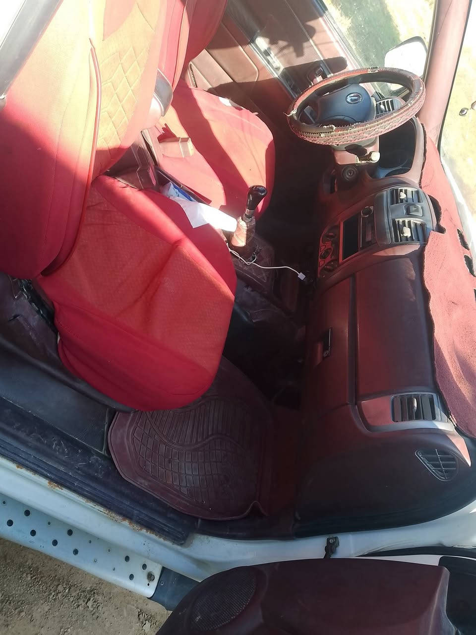 السلام عليكم سياره كريت 2015البيع سياره مكفوله حداديه طخم تأير  مكان ناصريه سعر78لاستفسار على هذا الرقم ***********
