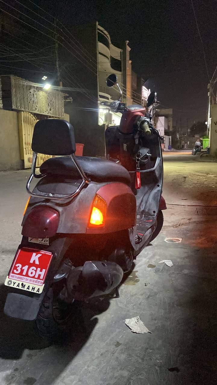 سلام عليكم دراجه بوليس للبيع نضيفه مال بيت ممتعوبه ابد كلش نضيفه كامله مكاني دوره سعر ٦٠٠وبيها مجال اوراق كامله اكفلهه من سرقه وهاذا رقم واتساب ***********
