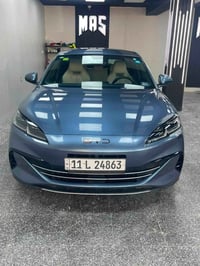 2025 BYD SL6 لون مميز بلوبري  ويل 17  4 كامرات  سياره ماشيه 11  اي نقس...