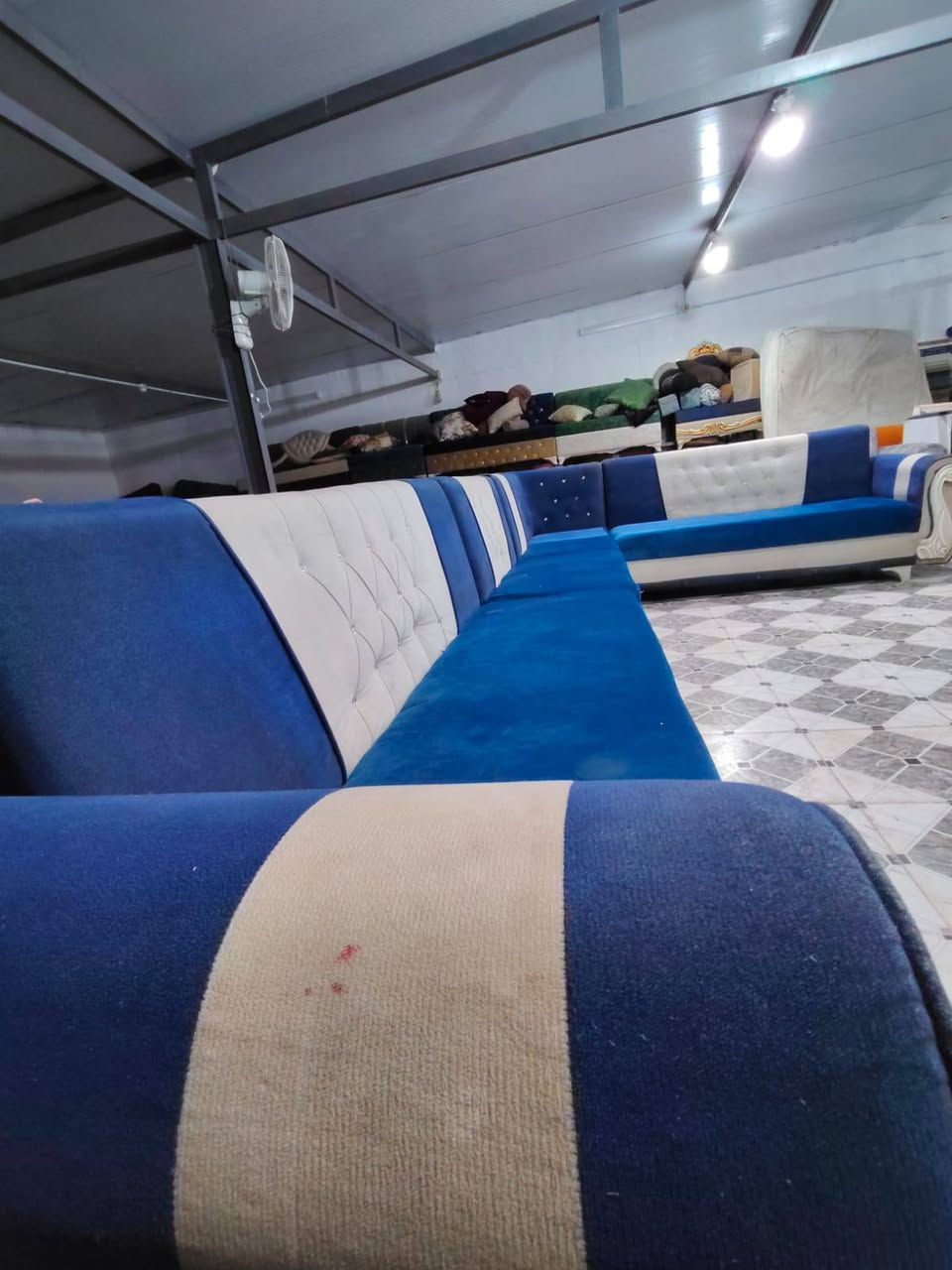 تخم ديوان حرف L
5قطع  
فقط مبدأ بس المقعد اقماش
وسفنج تابع فديو كل التفاصيل بي
السعر 
250
عنواني ناصريه الغراف طريق ال سهلان منطقه العميرات 
***********
