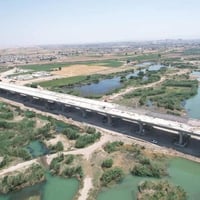 موصل الأيمن تحليله • ٢٠٠م • أرض صخرية