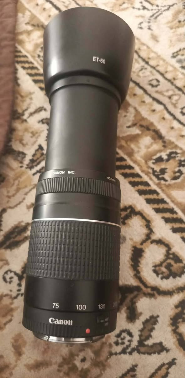 كامره كانون t3i600
ملحقات زوم رياضي 70/300 
جنطه مقسمه 
شاحن 
فلتر حمايه 
هود كبير 
ناقل صور 
حزام كتف 
كرب دبل بطاريه

سعر 375 بي مجال


**إذا كنت صاحب هذا الإعلان وتريد حذفه لأي سبب، رجاءا أرسل رسالة إلى الدعم الفني**