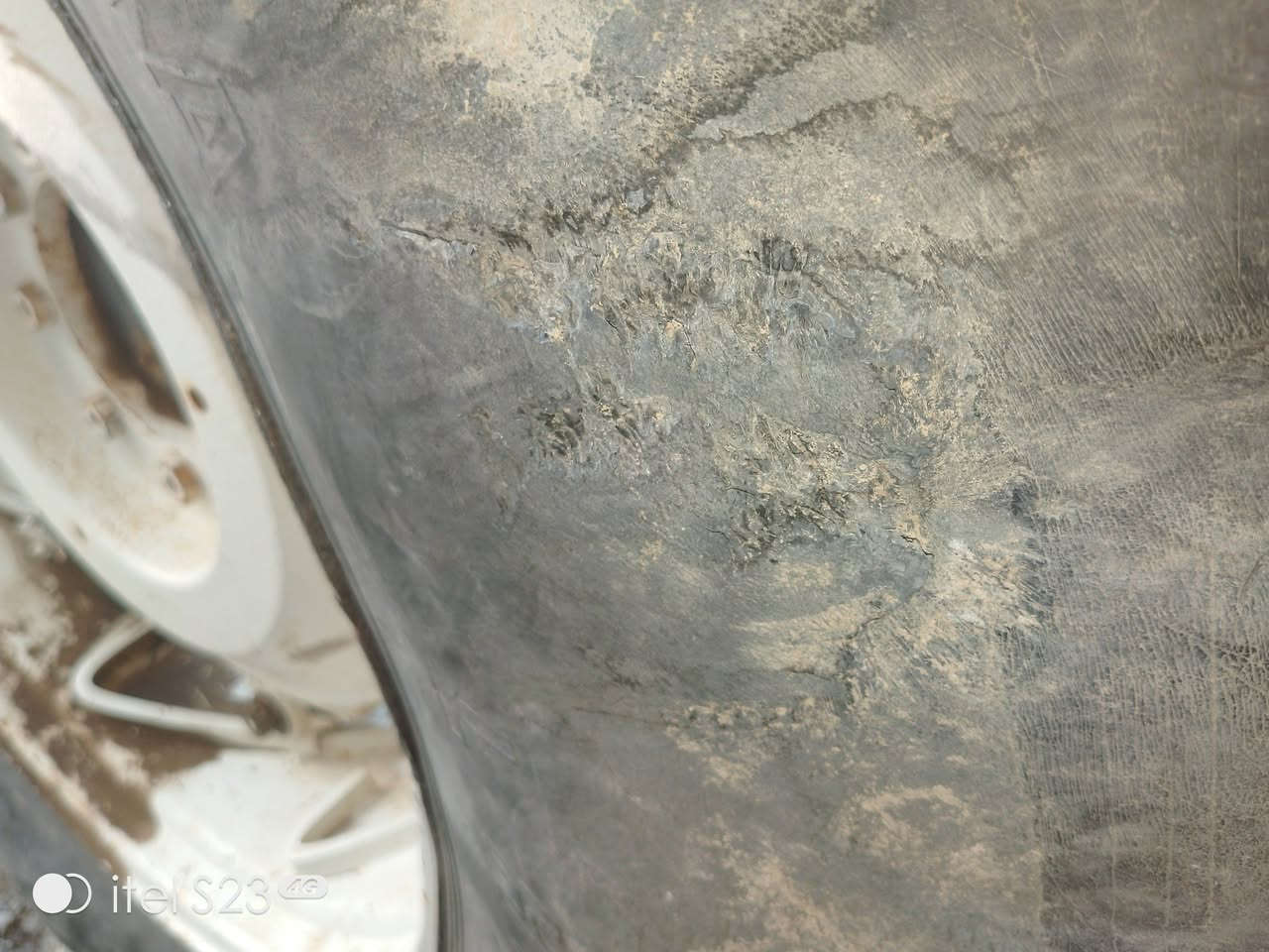 سلام عليكم تايرات اوربيات نضاف مابيهن فطر عابر حجمهن 520.85.38
مكان ميسان كميت ***********
