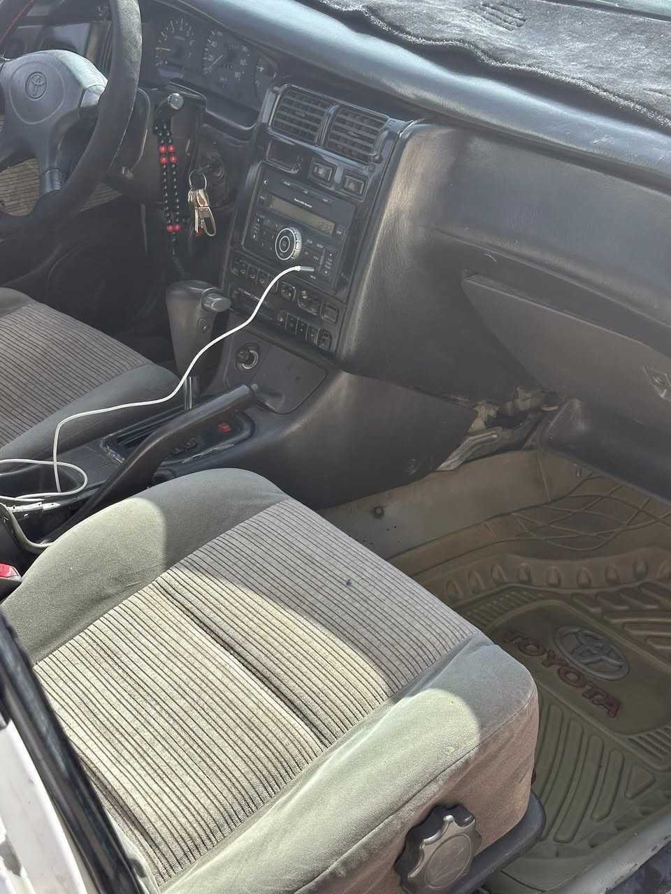 السلام عليكم كرونة كفاله عامه من كص و نقل جثه ضربه سنويه جديده بأسمي مداور ثاني يوم كهربائيات كلها شغاله سنتر لوك السعر 55 و بيها مجال للاستفسار ***********
