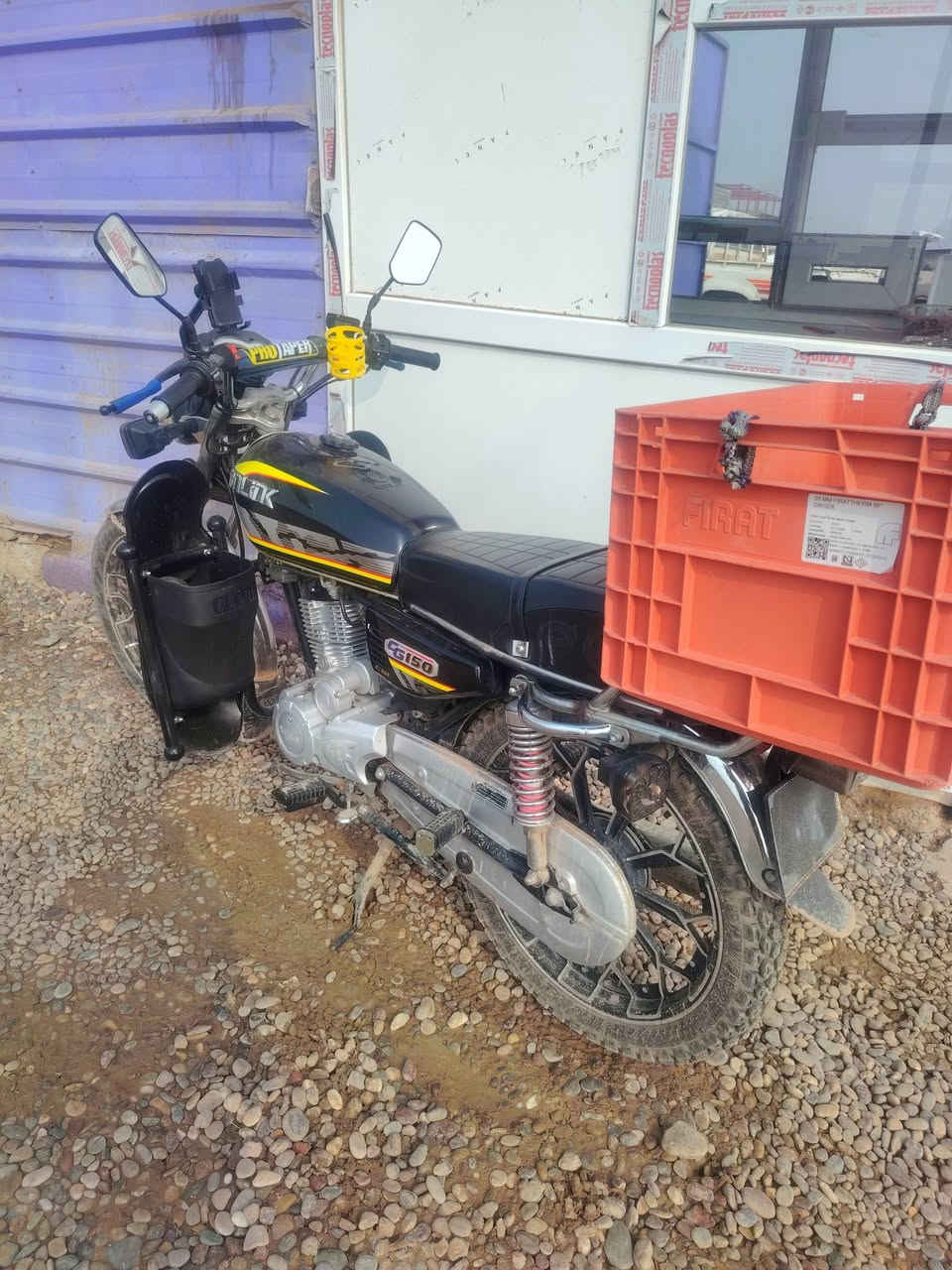 للبيع او مراوس ماطور سونلگ شرط كلشي شغال كلها وضع شركه 
وكهربائيات  شغاله وضع شركه 
تشغيل عن بعد تايرات كلها جدد وضع شركه 
موديل   2025.  وهاذا الموطور كدام العين 
السعر خاص ويرهم مراوس 
المكان موصل القياره قريه اجحله 
للاستفسار الاتصال على الرقم التالي 
والخاص مفتوح 
_-  ***********
