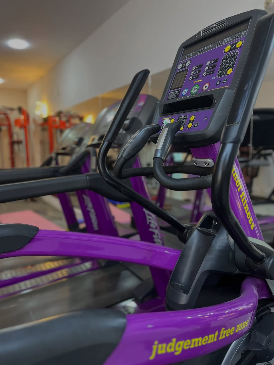 #جيم_قمر
عروض الافتتاح بعدها مفتوحها
متابعه يومية من قبل مدربه مختصه
50 الف فقط اشتراك لمده شهرين مع كورس رياضي وغذائي ومتابعه يوميه


**إذا كنت صاحب هذا الإعلان وتريد حذفه لأي سبب، رجاءا أرسل رسالة إلى الدعم الفني**