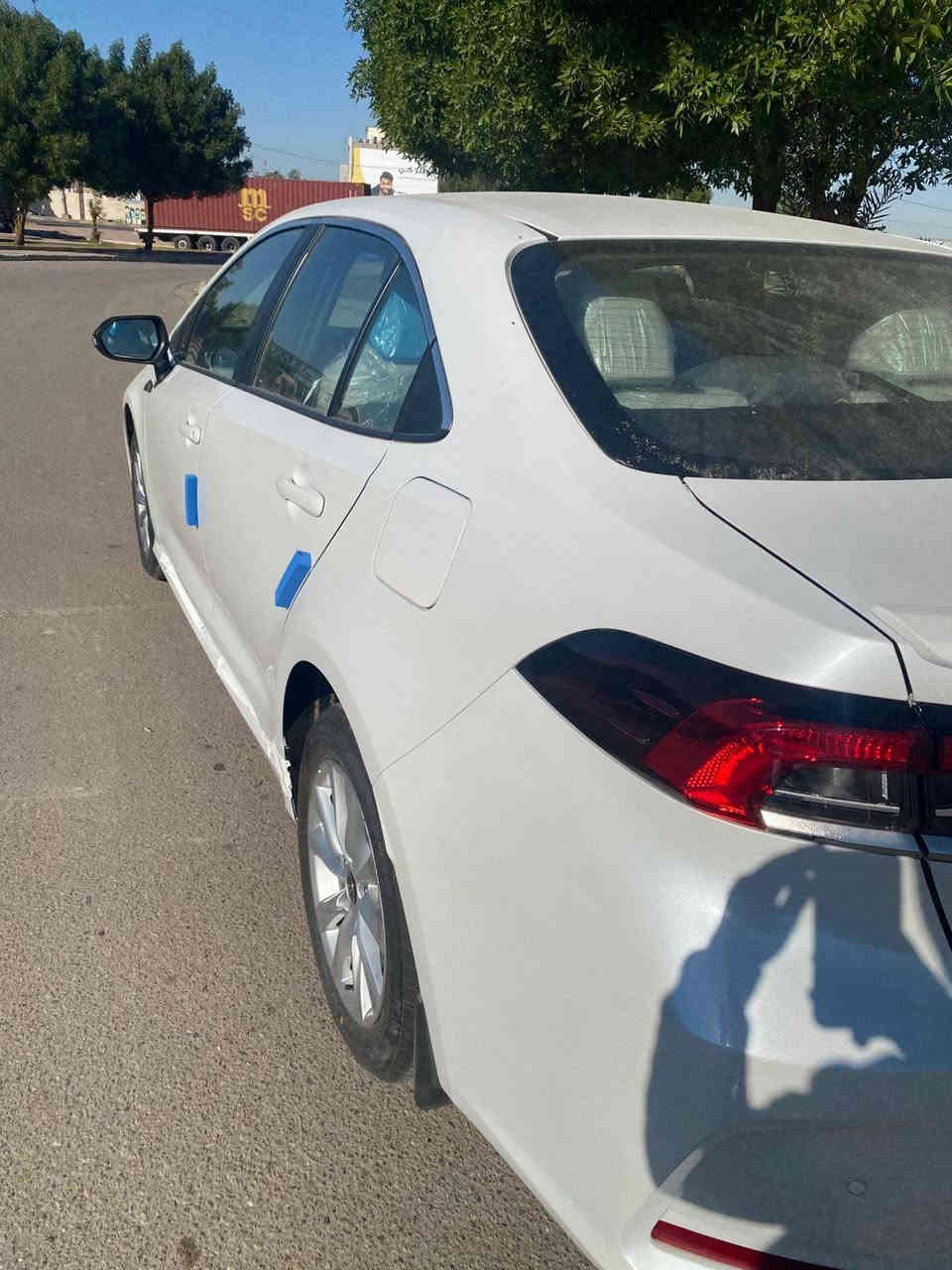 تويوتا كورلا 2025 زيرو زيرو 
ماشية 500 ع كد الترقيم 
ضمان ساز SAS ✅ 
فول مواصفات فتحة سقف
حجم المكينة : 1800 بنزين
بصمة تشغيل 
دخول ذكي 
تبريد قطعتين 
شاحن لاسلكي وايرلس 
تحكم ستيرن 
مثبت سرعة 
شاشة 
كاميرا خلفي
جنح خلفي بلادي 
حساس امامي خلفي 
ويلكب كروم 
مري شفط 
مري كروم اسود 
اشارة بالمري 
لايت لد 
صيانة مجانية 40 الف او سنتين 

مكان السيارة بغداد 
رقم صاحب السيارة 
***********

السعر :: اطلبه بالتعليقات يصلك خاص 📩

#ادارة_الصفحه ⚡

ملاحظه / 🔴
مدير الصفحه غير مسؤول عن بيع وشراء واصوليات السياره نحن صفحه لعرض السيارات فقط.
