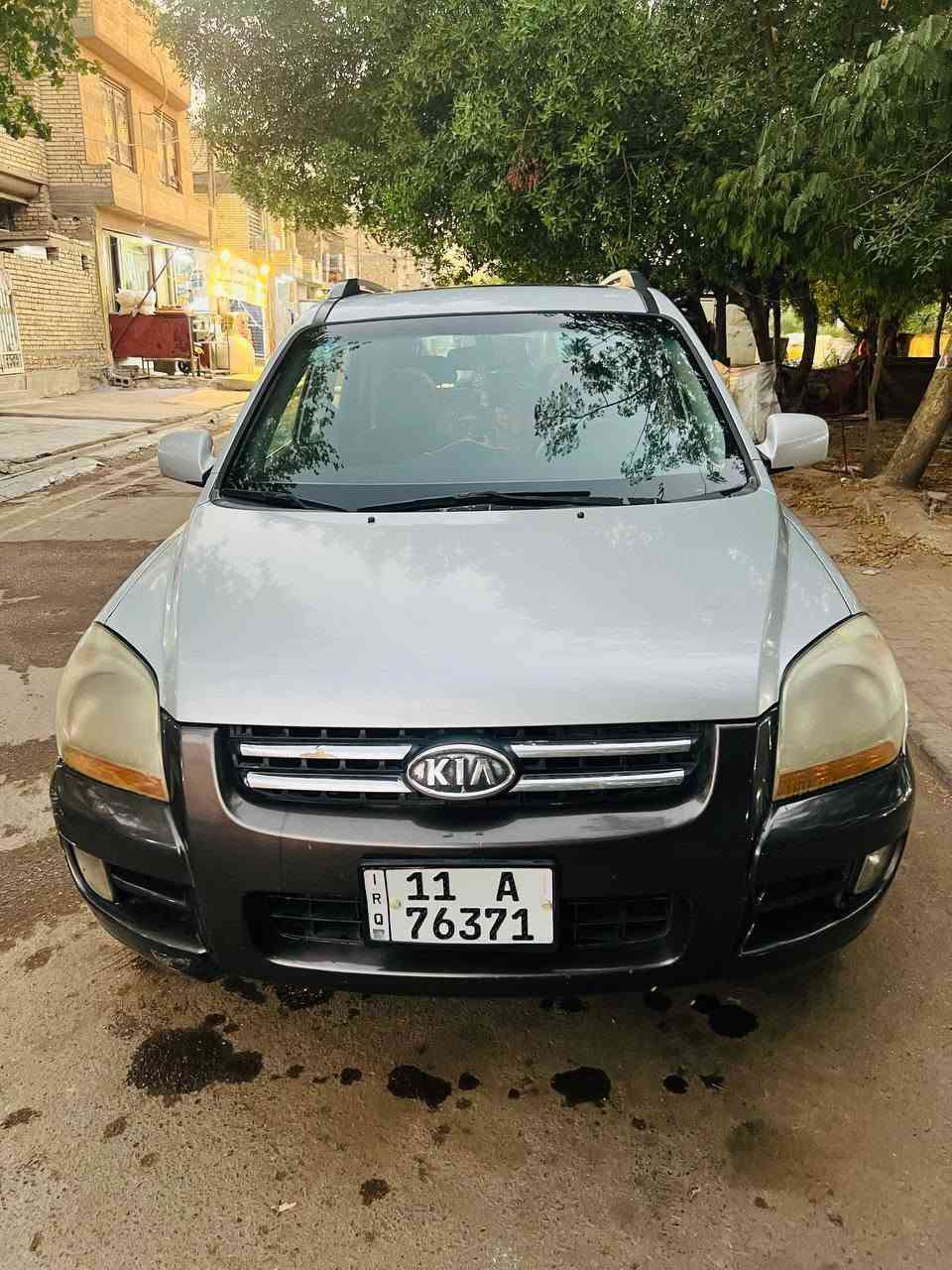 سياره سبورتاج خليجي موديل 2008 رقم بغداد. ماشيه 376الف
تدفه تبريد صدر جديت كامل  بيه صبغ داير جنطه بدون حادث . فتحه كامره شاشه  سعر 120 بيه مجال بسيط لاستفسار اتصل على الرقم *********** وتساب
