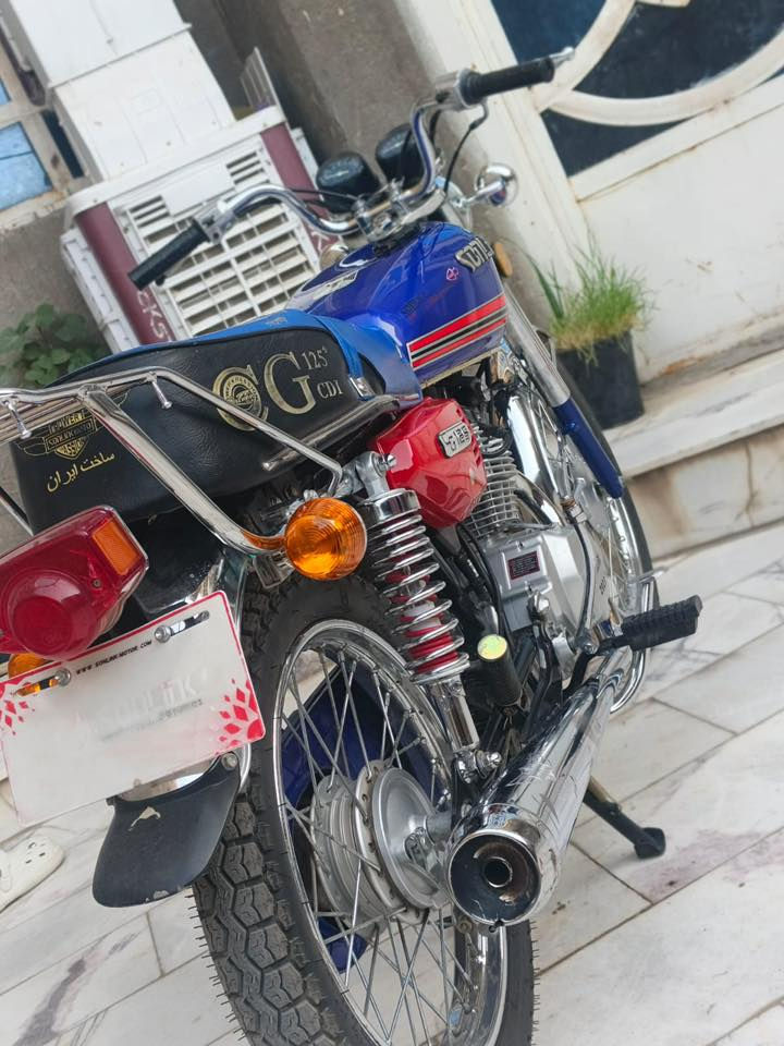 ‘
مستعجل عليها
مديل 23
أوراق اصولي
كلش جديده توين مطلعا من معرض الكرار 
رقمي *********** للشراي
