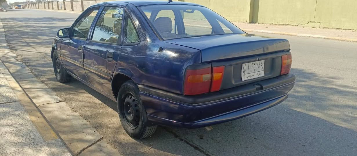 اوبل فکترا  محرك 20 کیر عادی مودیل 1993 رقم کرکوک مشروع وطنی جدید للنهایة 2027 کیر محرك ضرر ابشرط بیها بطاقة بنزین سیارة وكالة عامة بسمی شرط وكالة و تحویل سیارە حلوة دواخل نضیف
0775 633 1213 كركوك, العراق
