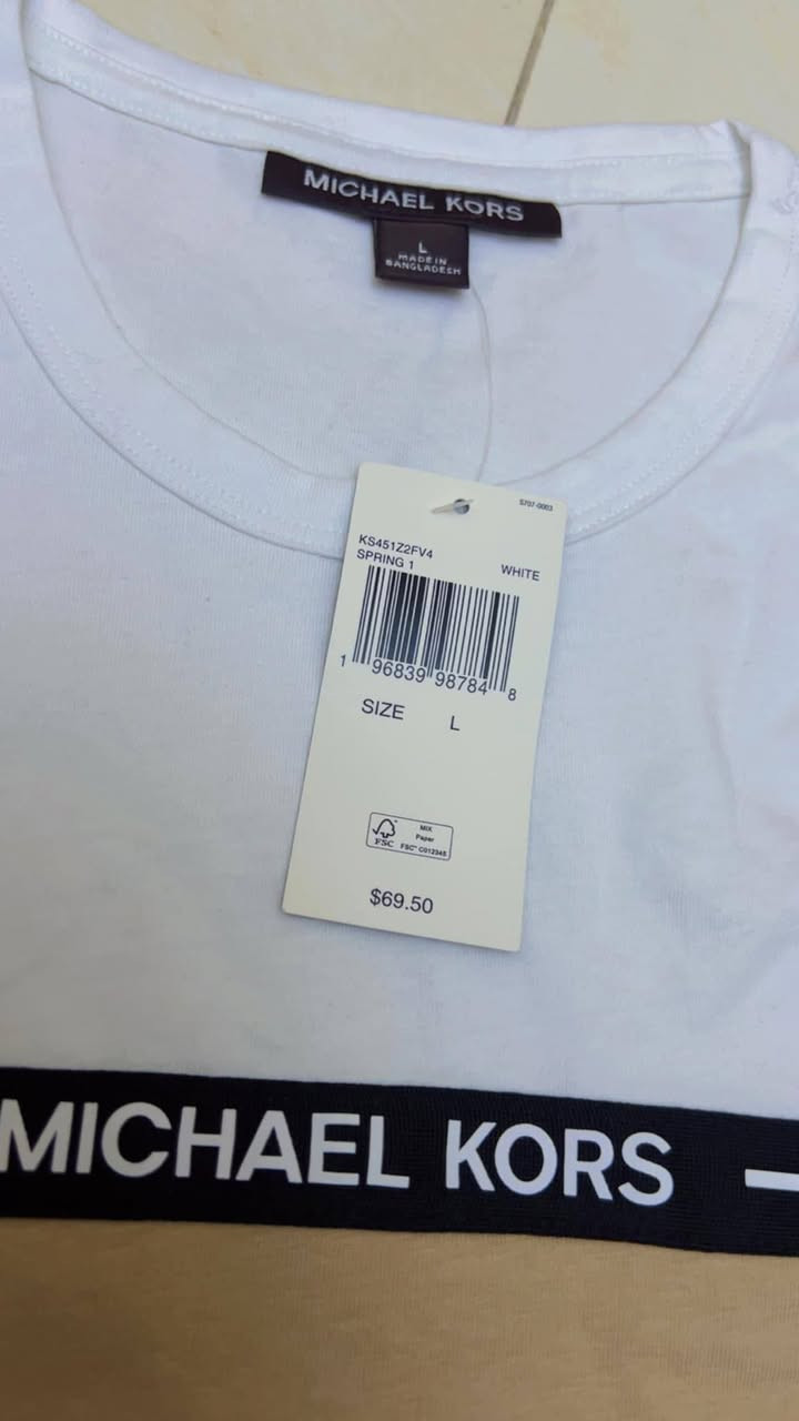 للبيع مجموعة رجاليات جدد كلهم والاسعار بيهم من امريكا جايبيهن يعني مو كوبي اي  استفسار خاص


**إذا كنت صاحب هذا الإعلان وتريد حذفه لأي سبب، رجاءا أرسل رسالة إلى الدعم الفني**