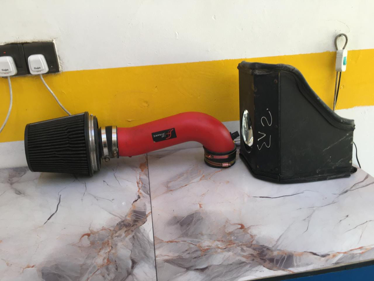 قطع غيار جارجر SRT
مسطرتين نوزلات
حساس عدد 2
قبق محرك 
ولف حماوة
شوته رياضيهFA 
فيت بم+القاعده 
للبيع للتواصل على هذا الرقم ***********
