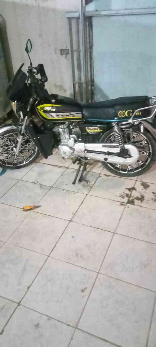 سلام عليكم 
نامي برو للبيع 5كير موديل 25 صفر اوراقو كامله السعر 750 وبي مجال *********** المكان كركوك
