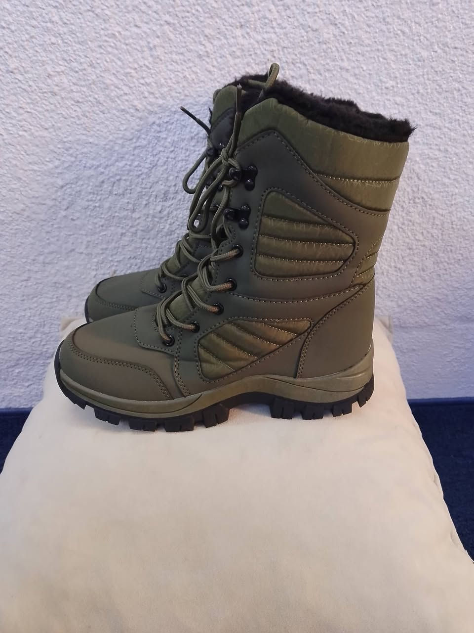 بسطال جديد داخل فرو قياس ٣٩ ينلبس ٤٠ السعر ٣٥ الف


**إذا كنت صاحب هذا الإعلان وتريد حذفه لأي سبب، رجاءا أرسل رسالة إلى الدعم الفني**