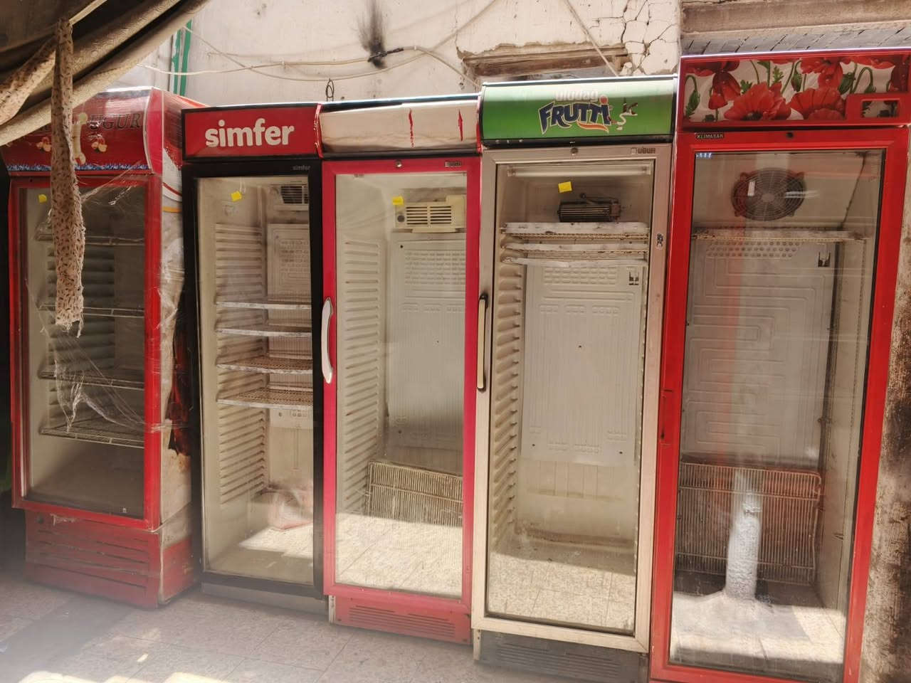 عدنا عارضات شرط الشغل*
*كل القياسات موجودة*  
*مكاننا بالنجف*  
*راسلونا واتساب: ***********
