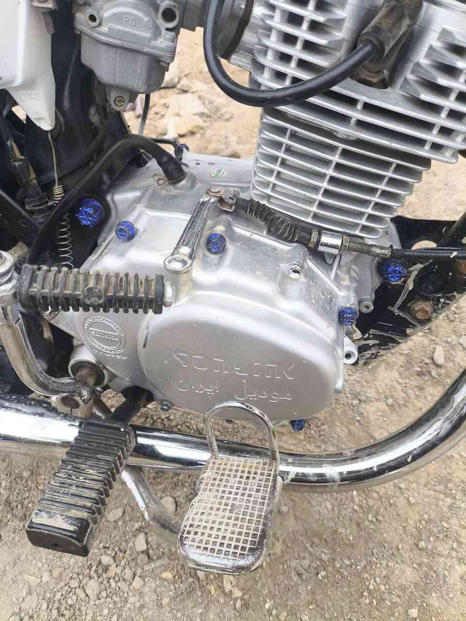 تايڰر سونك 2023 أوراق سكنر معروفات
مكينه مامفتوحه شرط جديده واضحه بالصور 
دراجه بحاله ممتازه اخت الجديده وتخبل ومابيها أي عيب 
دراجه شلعه ومكينه ماشاء الله ممتازه 
العنوان بابل شارع 100 
السعر 450الف بيهه مجال بسيط جدا حك الجيه بس رقمي 
***********
