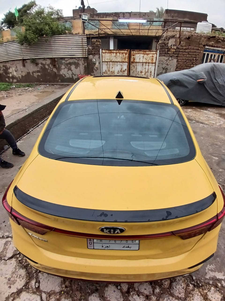 فورتي
جيتي لاين فتحه وبصمه 
رادار امامي جانبي تحكم ستيرن  
موصفات معروفه الجيتي فول السياره 
حادث جملغ قطعتين وبنيد  سياره يرادله ترتيب 
السعر 130 بيها مجال ***********
