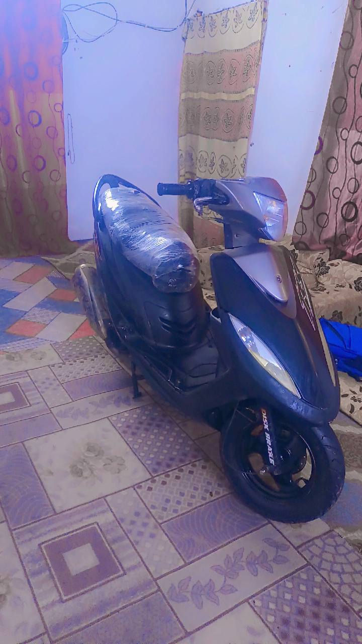 سلام عليكم دراجه ماكس عدله دراجه مال ربه دراجه جاهزه من كلشي شغاله نكره سلف لا تنقص ولا تبخر دراجه شلعه ومعدل مامفتوحه  مختمه ختم واحد ويه لمحرك شاير كلوب صطاب شاير كلشي شغال مكاني بصره قضا لقرنه بهورسعد سعر 700 معتاز وريد بيع رقم***********
