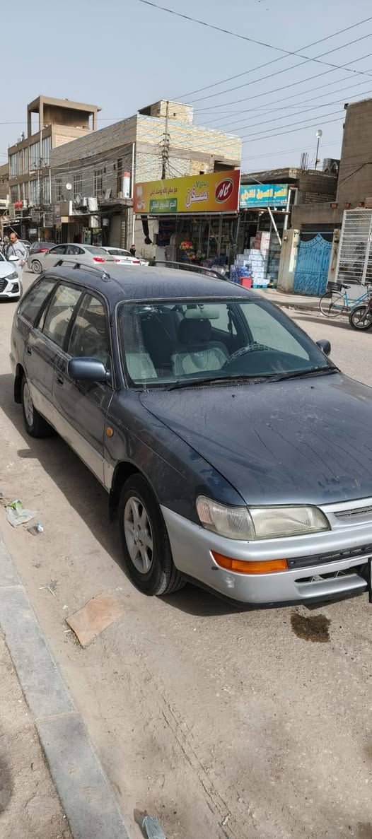 كورلا للبيع مديل 92 رقم نجف سعرها 50 وبيها مجال صاحبها يريد مداور سياره حلوه كلش احلى من الصور كله شغال كهربائيات مكانها نجف اتصل ع رقم اني وسيط
 ***********
