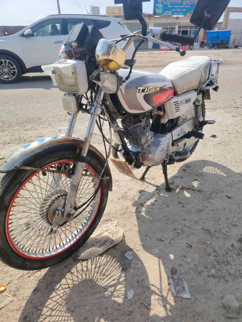 تايكر نضيف كلو شقال لبيع السعر 400 بي مجال حك جيتك الشراي يتصل *********** المكان موصل
